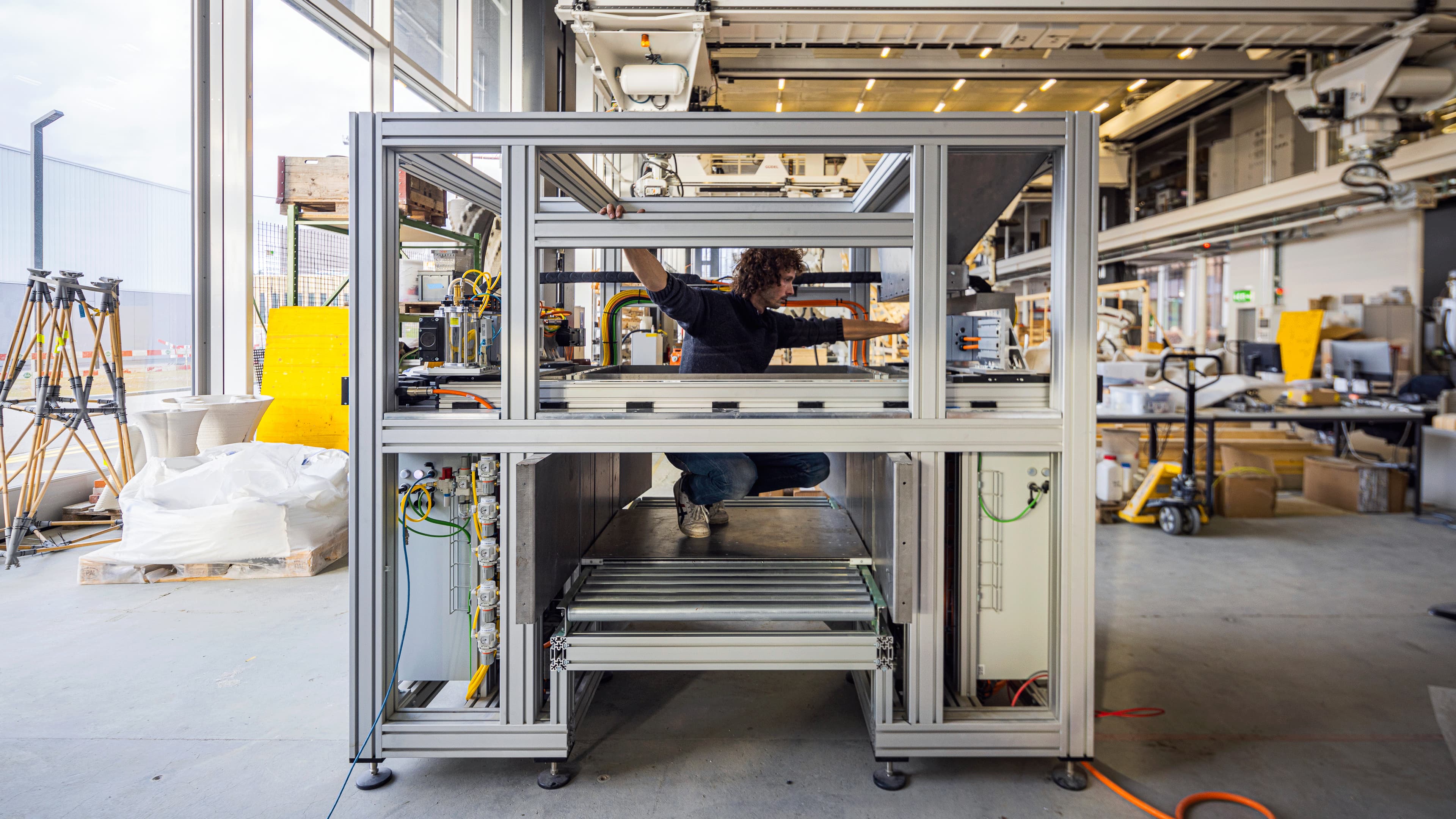 Custom binder‑jet 3D printer